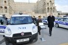 İlham Əliyev yeni polis maşınları ilə tanış olub - FOTO 