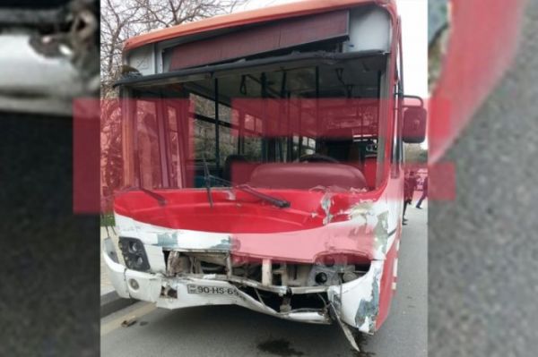 Nazirlik: Bakıda baş verən avtobus qəzasında 1 nəfər ölüb, 13 nəfər xəsarət alıb