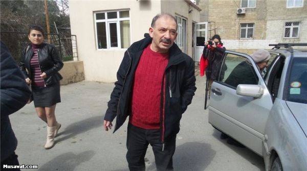 ​Rauf Mirqədirov azadlığa buraxıldı - VİDEO