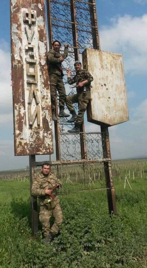 “Azərbaycan ordusu bir neçə kilometr irəlilədi...” - FOTOLAR