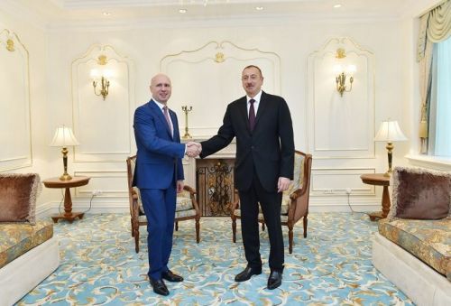 Prezidenti Moldovanın Baş naziri ilə görüşdü - FOTO