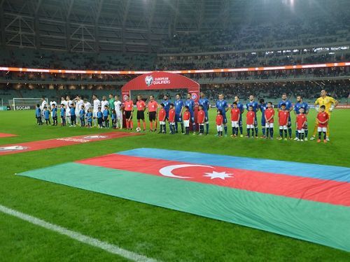 Azərbaycan yığmasının tarixi qələbəsi - FOTO