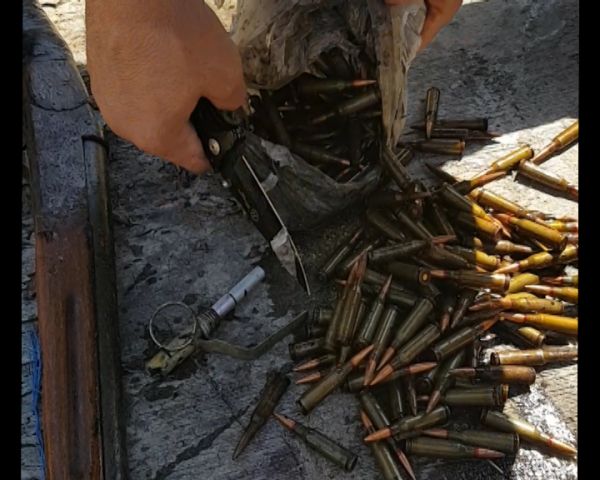 Su quyusundan tüfəng, qılınc, beşbarmaq çıxdı 