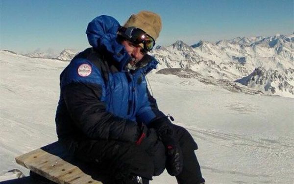 Azərbaycanda alpinistlər dağda yoxa çıxıb