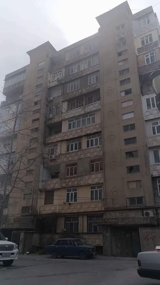 Nərimanov rayon Lift İdarəsi sakinləri qiyama qaldırır - FOTO