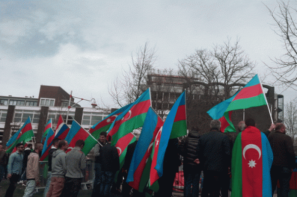 Niderlandda anti-Azərbaycan qruplarına qarşı kütləvi aksiya keçirilib - FOTOSESSİYA