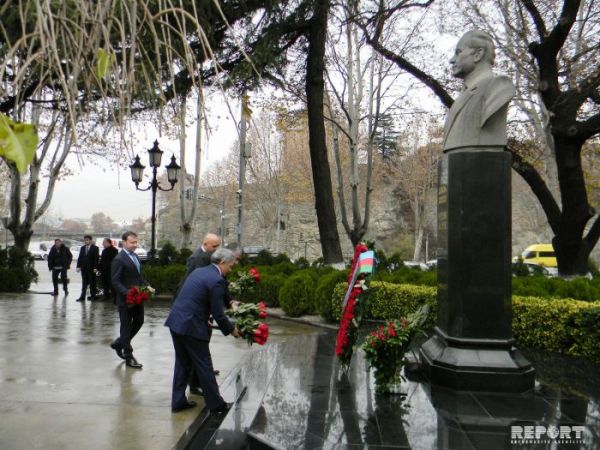 Gürcüstanda ümummilli lider Heydər Əliyevin xatirəsi anılıb -FOTO