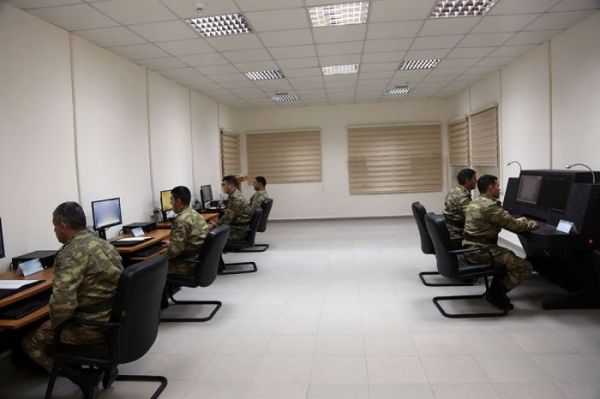 Azərbaycan ordusunda yeni komanda idarəetmə məntəqəsi istifadəyə verilib -FOTO