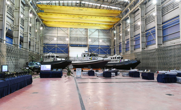 Prezident İlham Əliyev yeni sərhəd gözətçi gəmisi ilə tanış olub