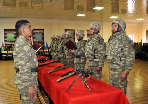 Cəbhə xəttində xidmət edən daha bir qrup hərbçi ehtiyata buraxılıb