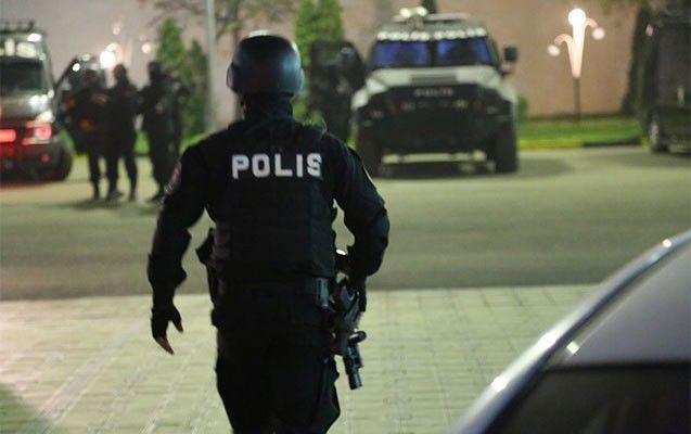 Polis Bakıda qumarxana aşkarladı - FOTOLAR