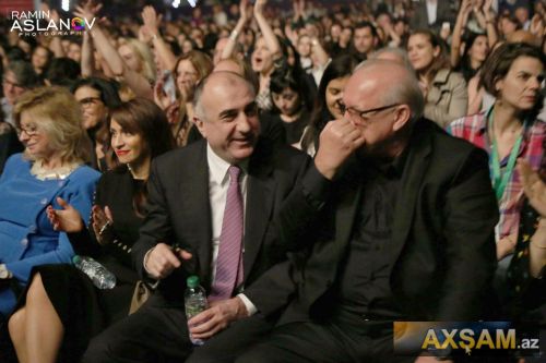 Erməni başımıza bomba tökür məmurlarımız konsertdə kef edir-RƏZALƏT:VİDEO-FOTOLAR