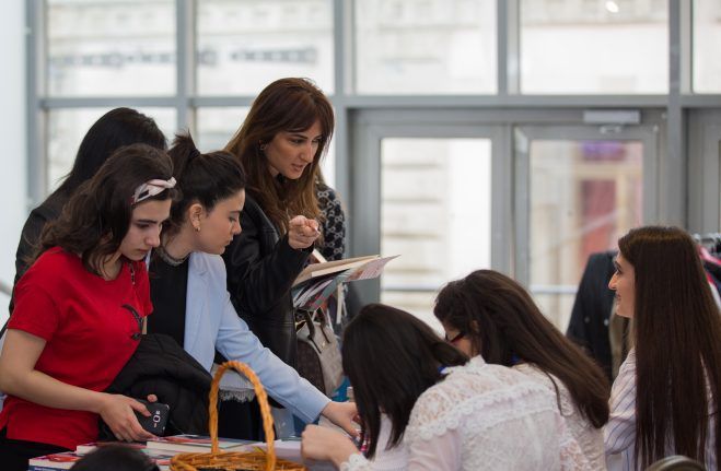 «Azərbaycan qadını» forumu keçirilib - FOTO