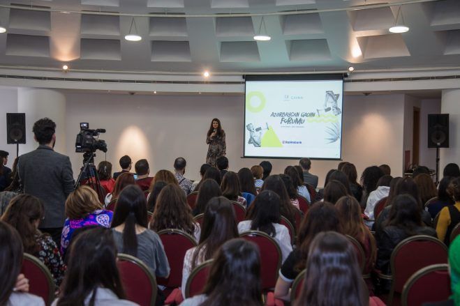 «Azərbaycan qadını» forumu keçirilib - FOTO