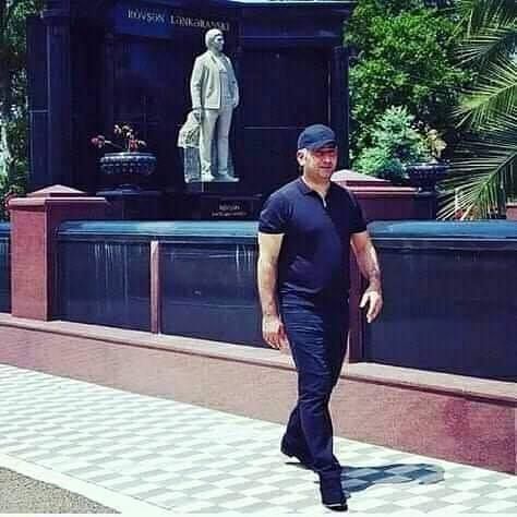 Rövşən Lənkəranski sağdır? - Bu şəkil hər kəsi şoka saldı - FOTO
