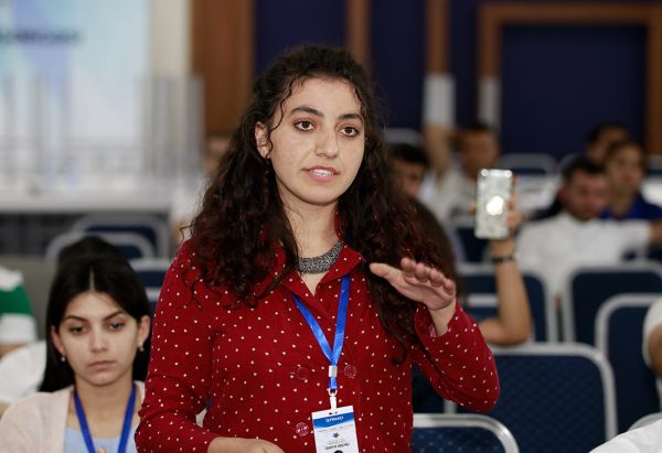 “Diaspor fəaliyyəti və media” mövzusunda müzakirə aparılıb - FOTO/VİDEO