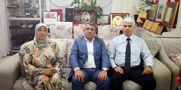 Samir Adıgözəlli Türkiyədə 15 iyul şəhidinin ailəsini ziyarət etdi.