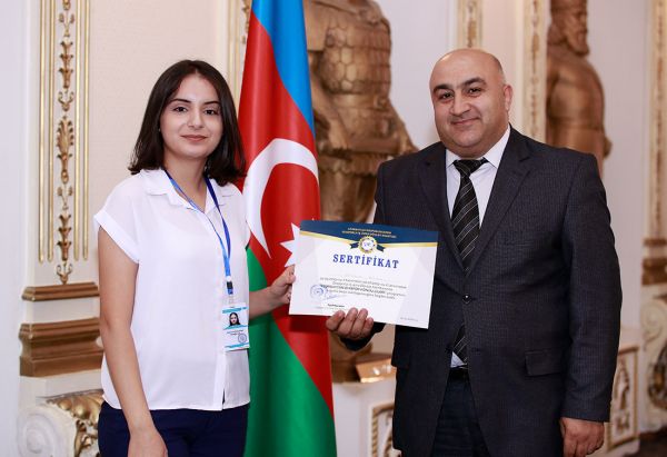 “Azərbaycan Diaspor Könüllüləri”nin ilk qrupu proqramı uğurla başa vurub - FOTO