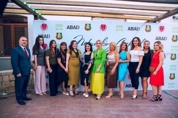 “Made in Azerbaijan” brendi altında istehsal olunan yerli məhsullar nümayiş etdirildi — FOTOLAR