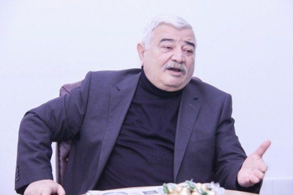 Sabir Rüstəmxanl: Fazil Mustafanın keçmişə münasibətində qəsdçi bir mövqe duyulur. Sənin Şah İsmayıl Xətai ilə nə işin var?