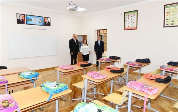 Prezident 101 nömrəli məktəbdə 
