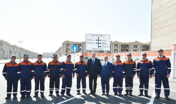 İlham Əliyev Bakıda açılışda - FOTO