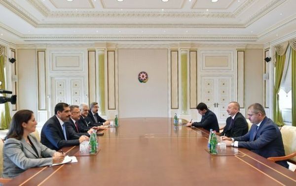 İlham Əliyev Türkiyə vitse-prezidenti ilə görüşüb - FOTO