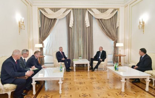 Prezident Stanislav Zası qəbul etdi
