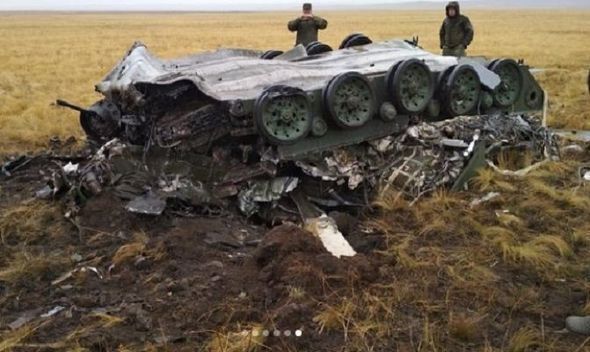 Rusiyada təlim zamanı desantın iki döyüş maşını parçalandı – FOTO