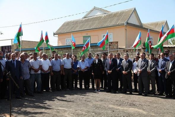 Rövnəq Abdullayev: Təbii qazla təminat ekologiyanın qorunmasına xidmət edir - FOTO