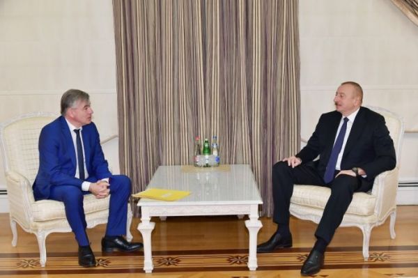 Prezident İlham Əliyev Fransa Senatının Fransa-Qafqaz dostluq qrupu sədrini qəbul edib