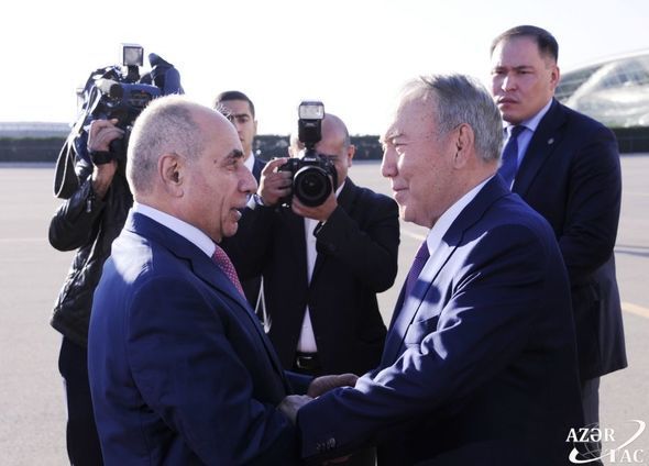 Nursultan Nazarbayev Azərbaycana gəldi - FOTO