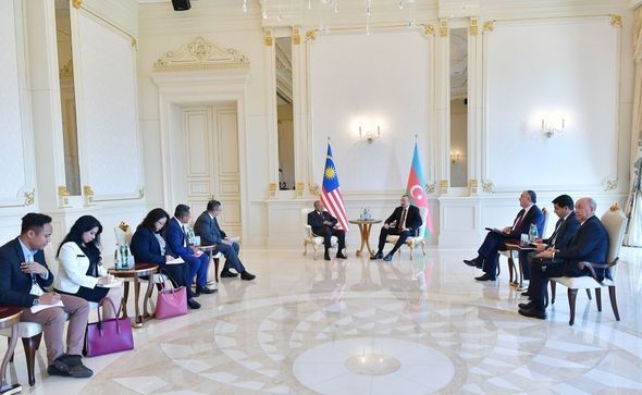 Prezident Malayziyanın Baş Nazirini qəbul edib - FOTO
