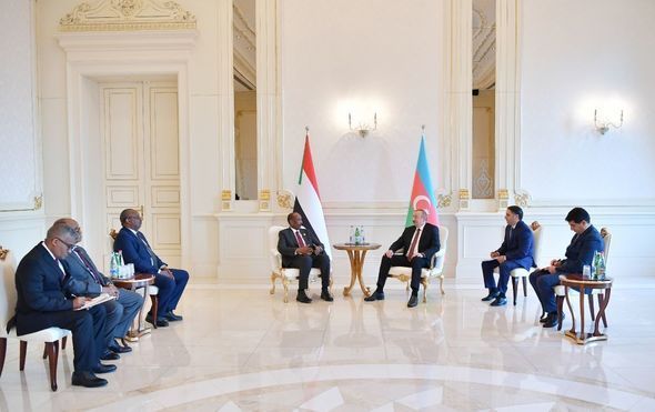 Azərbaycan və Sudan prezidentləri görüşdü - FOTO