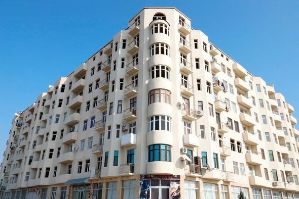 Şəhid ailələri və Qarabağ əlillərinə ev verildi - FOTO