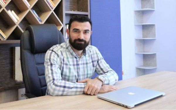 Antarktidaya səfər edəcək azərbaycanlı yazıçı