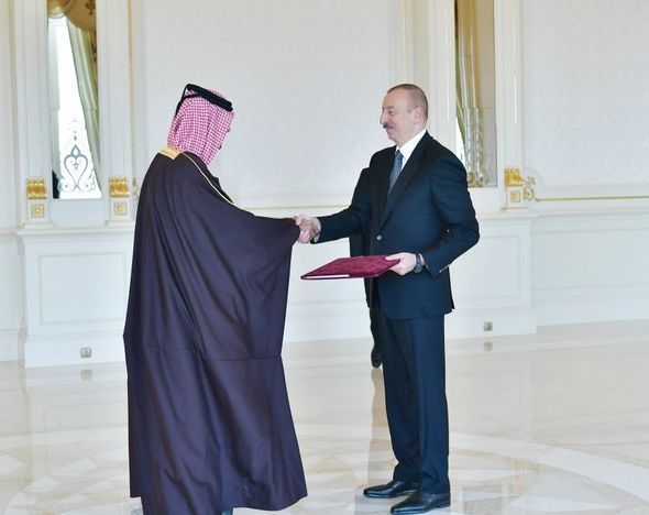 İlham Əliyev yeni səfirləri qəbul edib - FOTO