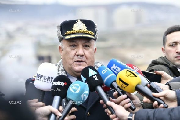 Rəsmilər Bibiheybət sürüşmə zonasında - FOTO
