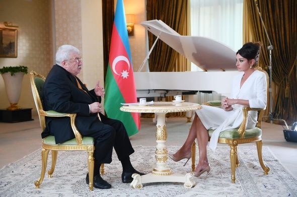 Mehriban Əliyeva TASS-a, “Rossiya 24” telekanalına və “Rossiyskaya qazeta”ya müsahibə verib -  FOTO