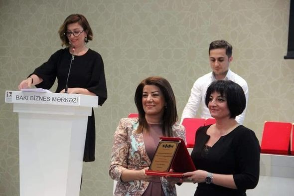 Səmayə Məmmədova mükafatlandırıb-FOTO