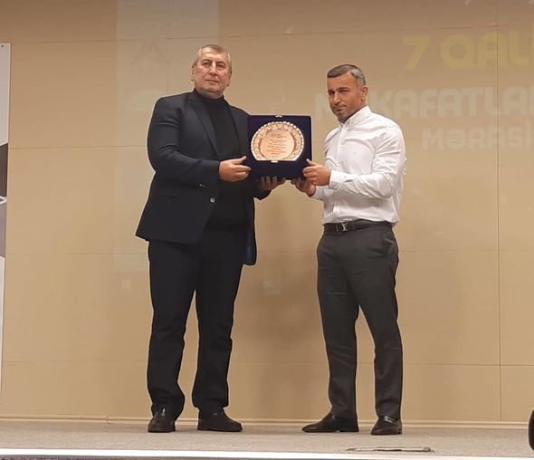 İdman Araşdırmalar Mərkəzi ilin yeddi qalibini mükafatlandırdı - FOTO