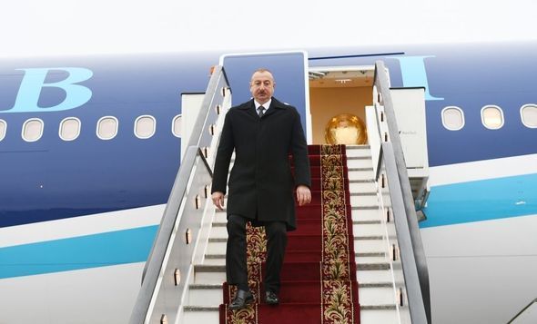 İlham Əliyev Rusiyaya səfərə getdi - FOTO