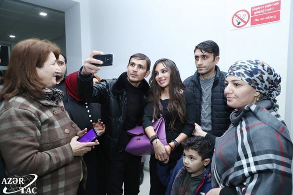 Leyla Əliyeva Hematologiya və Transfuziologiya İnstitutunda müalicə alan uşaqlarla görüşüb - FOTO