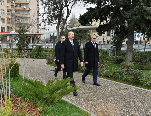 İlham Əliyev Bakının daha bir parkında aparılan yenidənqurma işləri ilə tanış oldu - YENİLƏNİB + FOTO
