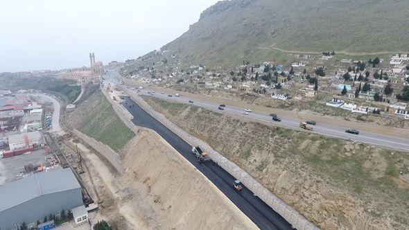 Sürüşmə baş verən Bibiheybət yolu sabah açılacaq - FOTO