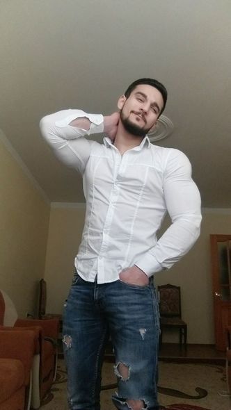 Bakıda fitnes müəllimi iş başında öldü - FOTO