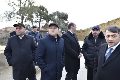 İcra başçısı Bakıdakı sürüşmə zonasında - FOTO