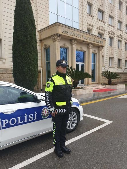 Yol polisi yeni geyimdə - FOTO