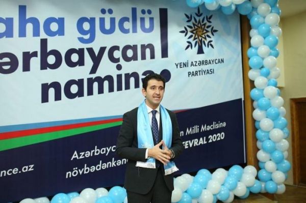 Gəncədən deputatlığa namizəd Naqif Həmzəyev seçiciləri ilə görüş keçirib VİDEO