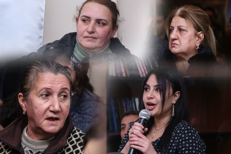 Qusarlı Rauf, təxribatçı qadınlar, indi də lax yumurta: İqbal Ağazadənin seçki taktikası zənginləşir